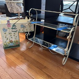 Cute Stair Storage Basket And Metal/Glass Shelf (LR)