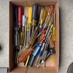 Box Lot Of Assorted Screwdrivers (Right Garage)