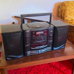 KOSS Model HG1505 Stereo System With Speakers (LR)