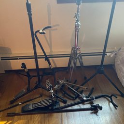 Mixed Lot Of Music Stands, Foot Pedal & Guitar Stands In Large Black Bauer Bag (BR-No #)