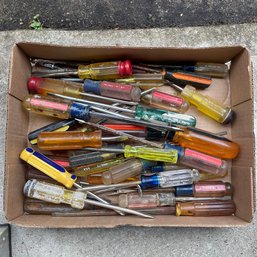 Box Lot Of Assorted Screwdrivers (Garage Right)