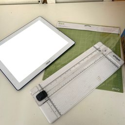 Cricut Brightpad, Paper Cutter & 12'x12' Standard Grip Mat (OA)