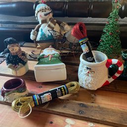 Mixed Lot Of Christmas Decorations, Santa, Snowman, Mini Tree & More! (BR)