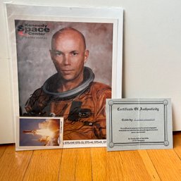 DREAM ON! Autographed Astronaut F.Story Musgave Photo, Challenger 1st Launch Card
