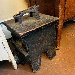 Vintage Shoe Shine Stool With Accessories (DR)