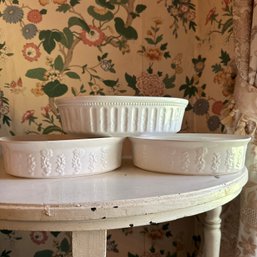 Trio Of White Ceramic Oval Baking Dishes With Flowers (DR)