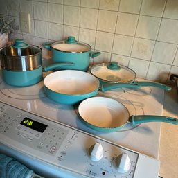 Cute Green Life Five-Piece Turquoise Set Of Pots & Pans (Kitchen)