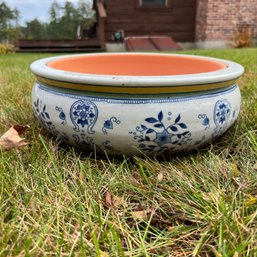 Pretty Ceramic Pot With 12' Liner (Shed)