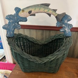 Basket With Wooden Fish Handle (Kitchen)