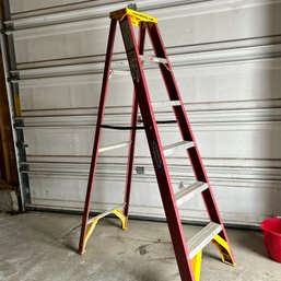 WERNER 6' Step Ladder (garage)