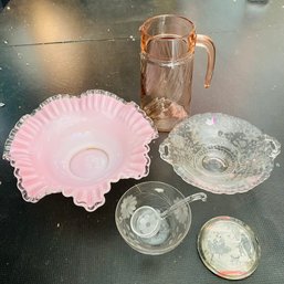 Assorted Clear And Pink Glassware Items (Pod Shelf)