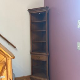 Thomasville Wooden Corner Cabinet Shelf With Light (DR)