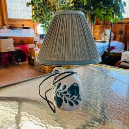 Salmon Falls Stoneware Lamp (Barn)