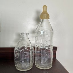 Pair Of Vintage Glass Pyrex Baby Bottles (LR)