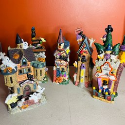 Decorative Ceramic Halloween Village Houses (Dining Room 48099)