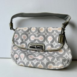 COACH Kristin IKAT Op Art Bag