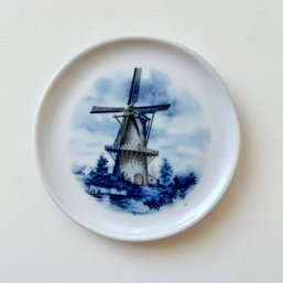 Vintage DELFT BLUE Ceramic Pin Dish, Trinket Dish, Windmill, Made In Holland (MB)