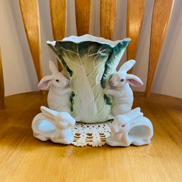 Lettuce And Bunnies Jubilee Vase With Two Bunny Napkin Rings (Dining Room)