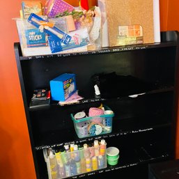 Big Lot Of Craft Items! Paints, Paper, Brushes, Pencils, Craft Sticks (dining Room On Black Shelves 48105)