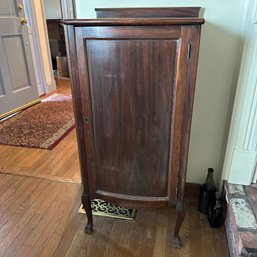 Beautiful Vintage/Antique Music Cabinet (LR)
