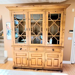 Beautiful Solid Wood Three Door Hutch With Lattice (Dining Room)