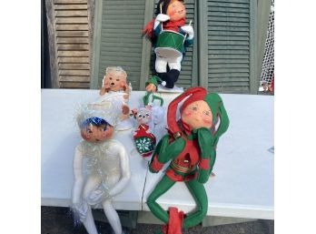 7 Vintage Christmas Themed Annalee Dolls From 90s Made In Meredith NH (Garage Right) MB2