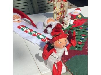 Annalee Christmas Countdown Stockings, Elves, Popcorn Mouse & More! (Garage Right) MB2