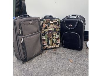 3 Large Suitcases With Plenty Of Room! - Dockers, Bovano & Omni (Garage) MB2