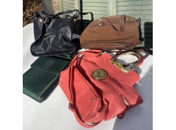 4 Women's Purses  Handbags Incl. David Jones & Dooney Burke (Garage Right) MB2