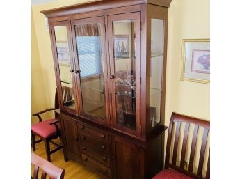 Kincaid Solid Wood China Cabinet 58'x82'x18' (Diningroom)