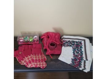 Christmas Napkins, Napkin Rings And Stockings (Dining Room)