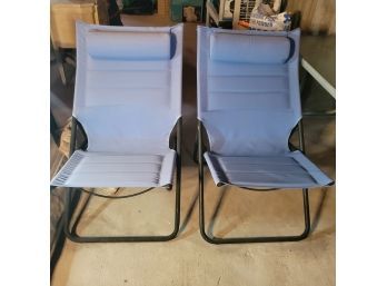 Set Of 2 Patio Lounge Chairs In Shades Of Blue (Basement)