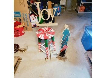 Candy Stripe Stool, Joy Sign And Wooden Tree (Basement)