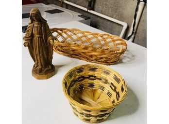 Wicker Baskets And Statue Lot (Basement Shelf)