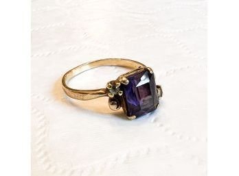 10k Gold Ring With Amethyst