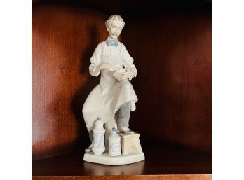 Lladro Pharmacist Porcelain Figure - With Original Box (Living Room)