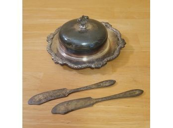 Vintage Butter Dish And 2 Butter Knives