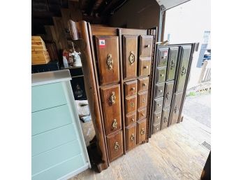 Dresser For Refinishing Project * (Barn - Main Room)