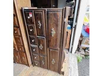 Dresser For Refinishing Project * (Barn - Main Room)