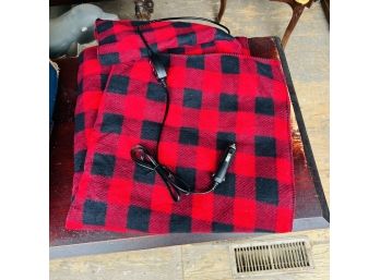 Plaid Heated Car Throw Blanket With Car Charger * (Barn - Main Room)