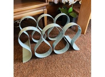 Wavy Metal Accent Piece (Room 4)