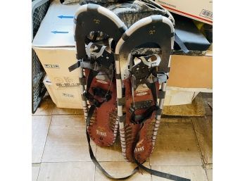 Pair Of Tubbs Sierra Snowshoes (Porch)