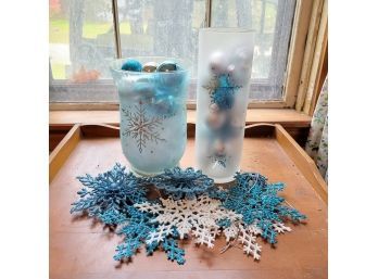 Christmas Ornaments In Blue And Silver 1 Glass Vase/1 Plastic (Bedroom)