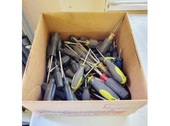 Screw Driver Lot (Zone 1)