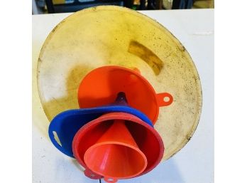 Assorted Funnels Lot - Used Condition (Zone 1)