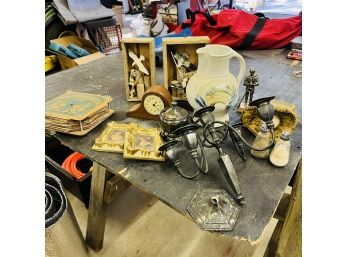 Flower Press, Clock, And Assorted Decorative Items (Center Zone)