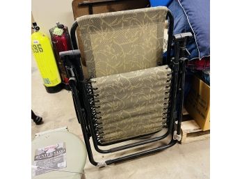 Folding Recliner Chair (Center Zone)