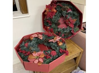 Pair Of Matching Holiday Wreaths In Good Condition With Wreath Hanger