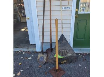 Yard Tools Lot