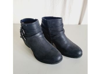 Womans Black Ankle Boots Size 9.5